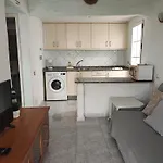 Private Next To Yumbo Center شقة بلايا ديل إنغلز